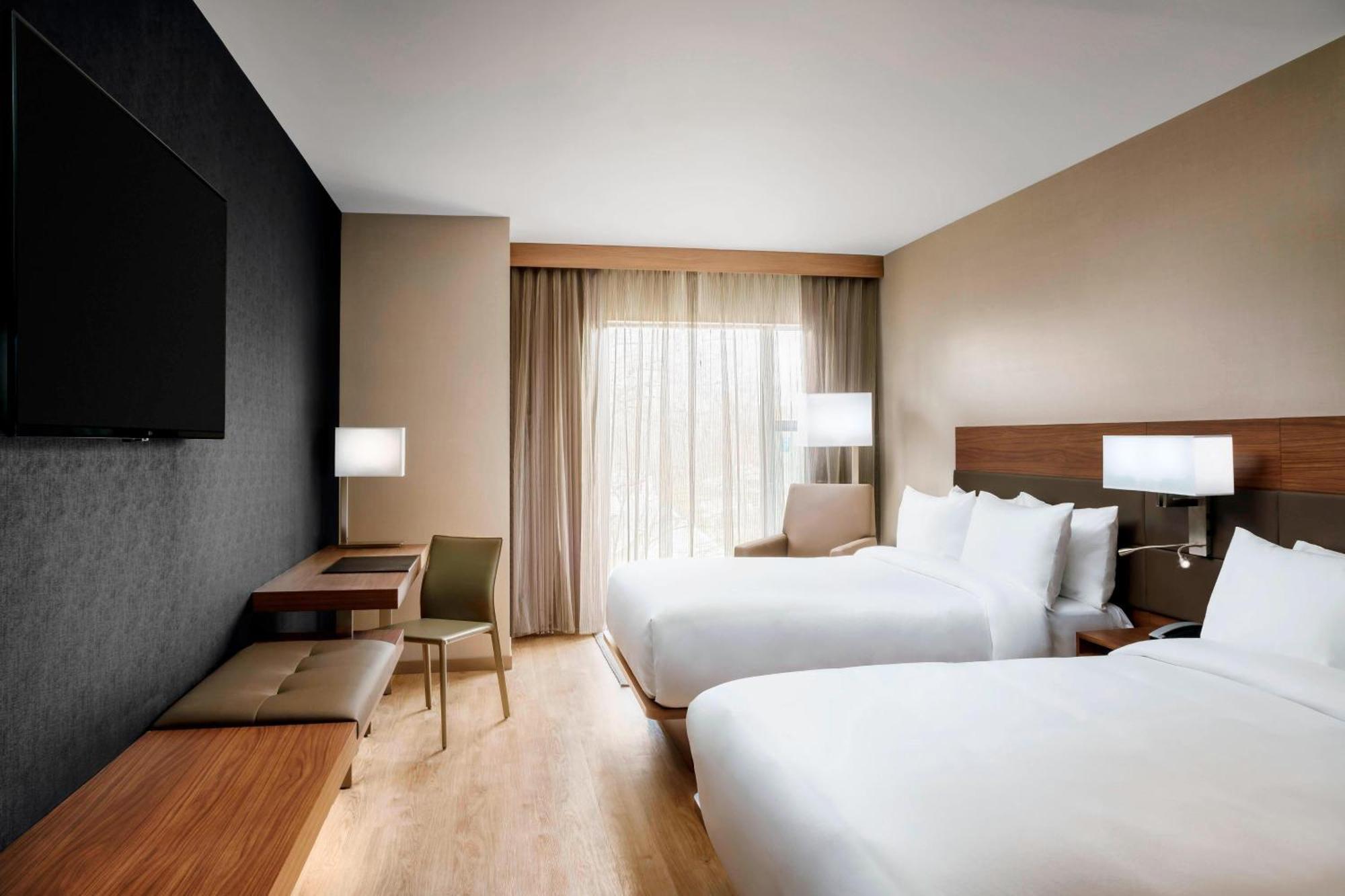 Ac Hotel By Marriott Chapel Hill Downtown Екстер'єр фото